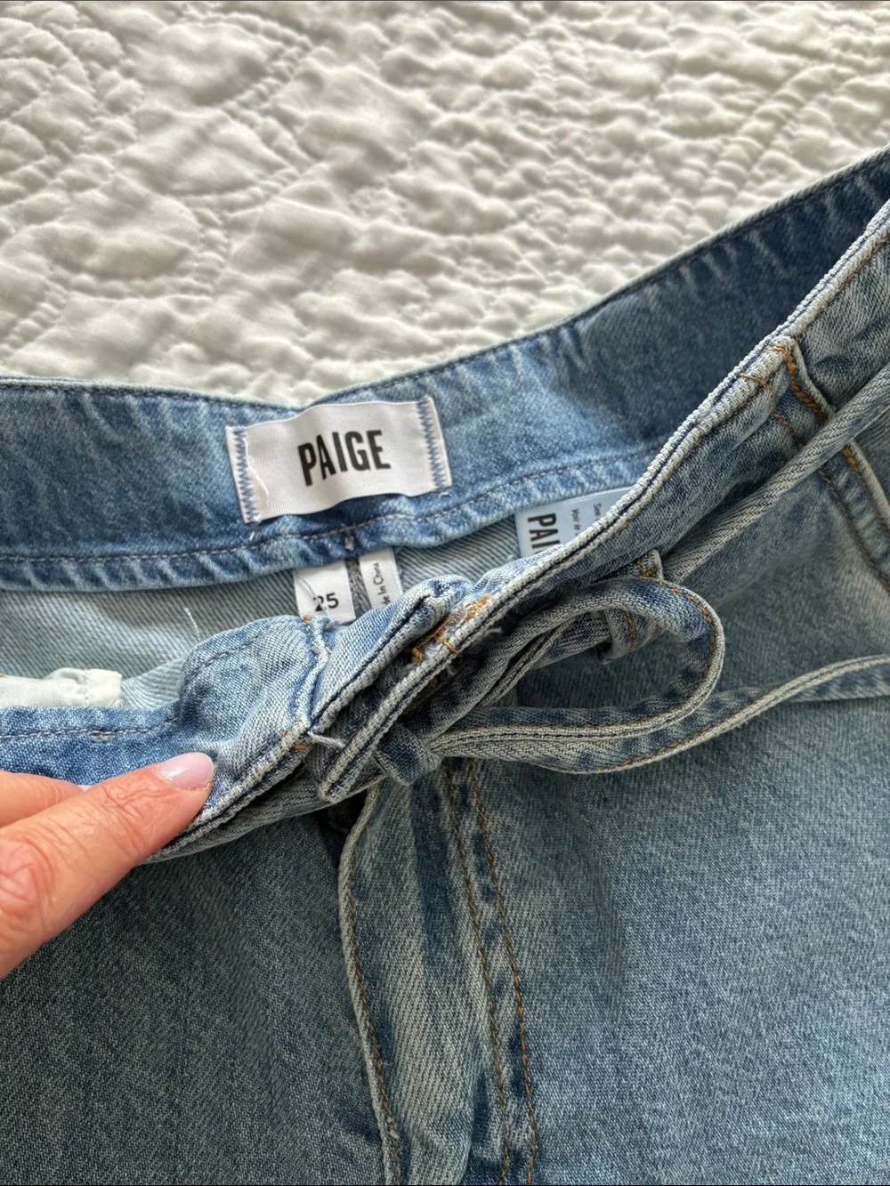 Paige Annessa Drawstring High Waist Denim Shorts 25 - Picture 2 of 5
